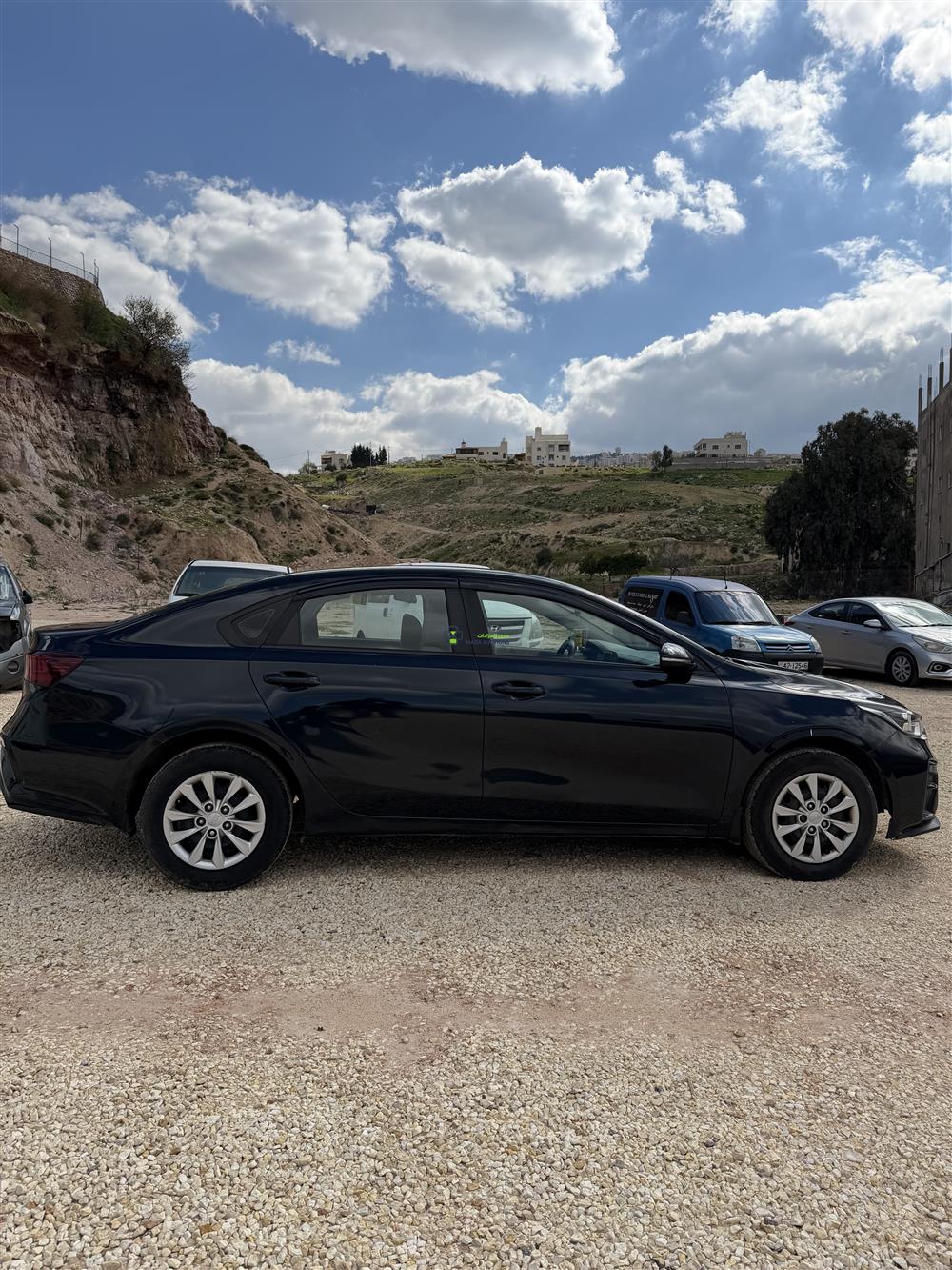 سيراتو اسود